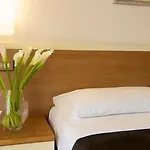ホテル Du 4*