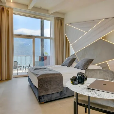 Du Hotel