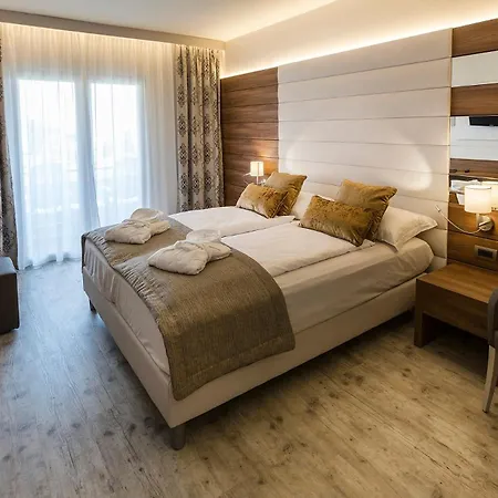 Du Hotel