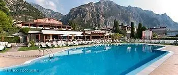 Ξενοδοχείο Du 4*